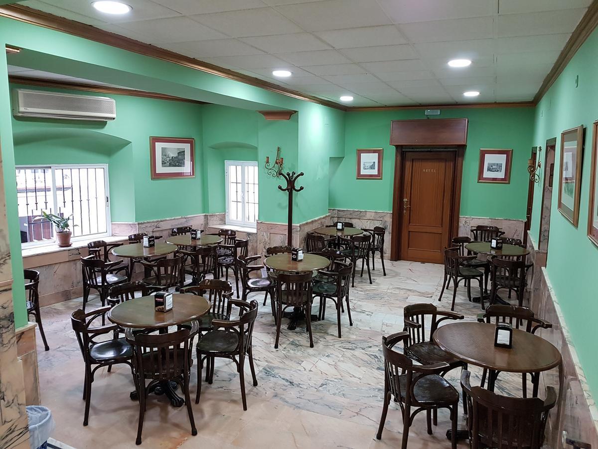 Hotel San Pedro Carmona  Ngoại thất bức ảnh